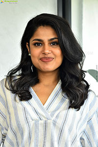 Faria Abdullah at Gaaya Padda Simham Interview, HD Gallery 