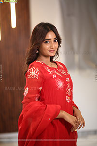 Hrithika Srinivas at Vadhala Teaser Event, HD Gallery 