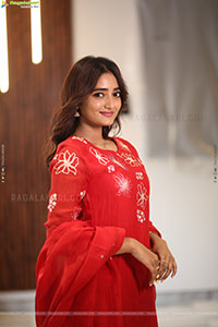 Hrithika Srinivas at Vadhala Teaser Event, HD Gallery 