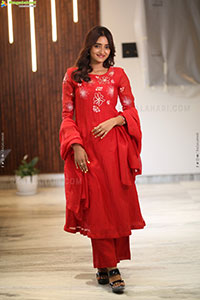 Hrithika Srinivas at Vadhala Teaser Event, HD Gallery 