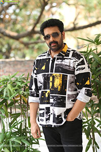 JD Chakravarthy at Gaaya Padda Simham Interview, HD Gallery 