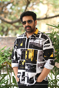 JD Chakravarthy at Gaaya Padda Simham Interview, HD Gallery 