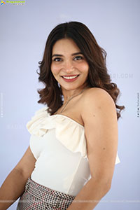 Jenifer Emmanuel Latest Photoshoot Stills, HD Gallery