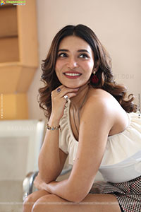 Jenifer Emmanuel Latest Photoshoot Stills, HD Gallery