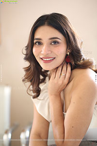 Jenifer Emmanuel Latest Photoshoot Stills, HD Gallery