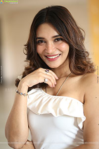 Jenifer Emmanuel Latest Photoshoot Stills, HD Gallery