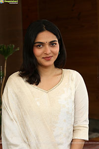 Kayadu Lohar at Palli Chattambi Movie Interview, HD Gallery