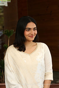 Kayadu Lohar at Palli Chattambi Movie Interview, HD Gallery