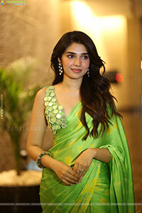 Krithi Shetty at LIK Movie Prerelease Event, HD Gallery