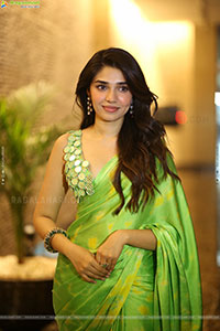 Krithi Shetty at LIK Movie Prerelease Event, HD Gallery