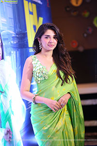 Krithi Shetty at LIK Movie Prerelease Event, HD Gallery