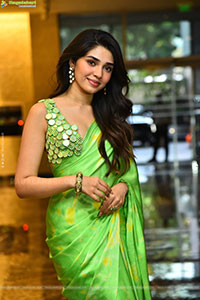 Krithi Shetty at LIK Movie Prerelease Event, HD Gallery