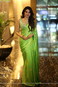 Krithi Shetty at LIK Movie Prerelease Event, HD Gallery