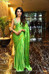 Krithi Shetty at LIK Movie Prerelease Event, HD Gallery