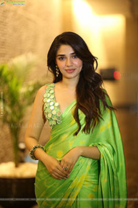 Krithi Shetty at LIK Movie Prerelease Event, HD Gallery