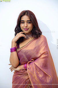 Krithika Latest stills in Traditional Saree, HD Gallery