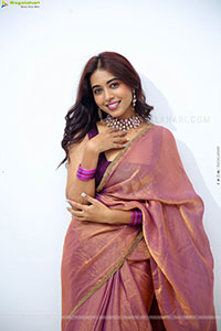Krithika Latest stills in Traditional Saree, HD Gallery