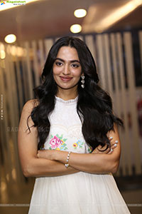 Malavika Nair at Biker Movie Thanks Meet, HD Gallery