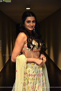 Manasa Chaudhary at Gaayapadda Simham Trailer Launch
