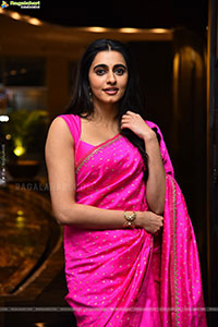 Maanasa Choudhary at Gaayapadda Simham Pre Release Event