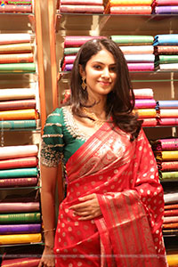 Manasa Varanasi at Anutex Showroom Launch