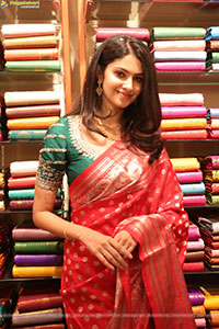 Manasa Varanasi at Anutex Showroom Launch