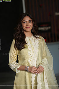 Mrunal Thakur at Dacoit Movie Interview, HD Gallery 