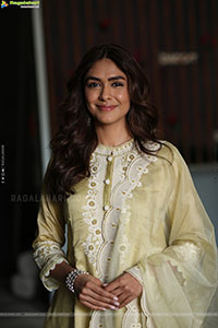 Mrunal Thakur at Dacoit Movie Interview, HD Gallery 