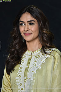 Mrunal Thakur at Dacoit Movie Interview, HD Gallery 