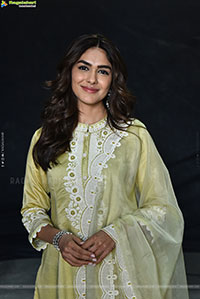 Mrunal Thakur at Dacoit Movie Interview, HD Gallery 