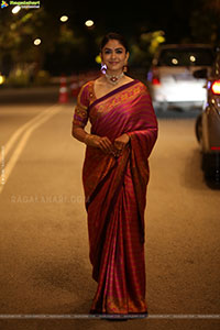 Mrunal Thakur at Dacoit Movie Pre Release Event, HD Gallery 