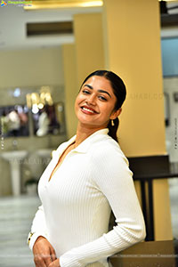 Payal Radhakrishna at Papam Prathap Thanks Meet, HD Gallery 