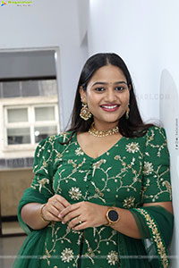 Pravali Perala stills in Green Dress, HD Gallery