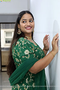 Pravali Perala stills in Green Dress, HD Gallery
