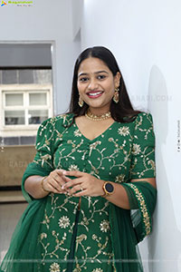 Pravali Perala stills in Green Dress, HD Gallery