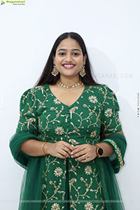 Pravali Perala stills in Green Dress, HD Gallery