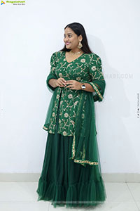 Pravali Perala stills in Green Dress, HD Gallery