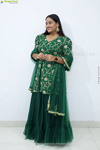 Pravali Perala stills in Green Dress, HD Gallery