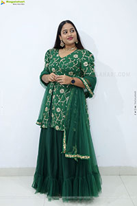 Pravali Perala stills in Green Dress, HD Gallery