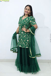 Pravali Perala stills in Green Dress, HD Gallery