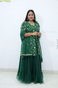 Pravali Perala stills in Green Dress, HD Gallery