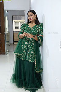 Pravali Perala stills in Green Dress, HD Gallery