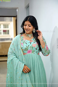 Ramya Priya Latest Stills, HD Photo Gallery