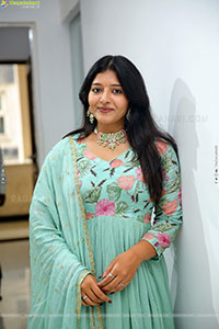 Ramya Priya Latest Stills, HD Photo Gallery