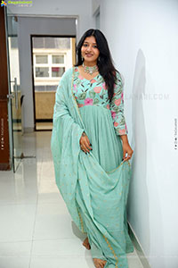 Ramya Priya Latest Stills, HD Photo Gallery