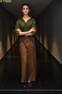 Rhea Singha at Jetlee Trailer Launch Event, HD Gallery