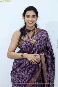 Sreelekha Chowdary Traditional stills in Saree, HD Gallery