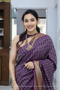 Sreelekha Chowdary Traditional stills in Saree, HD Gallery