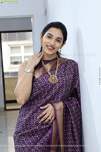 Sreelekha Chowdary Traditional stills in Saree, HD Gallery