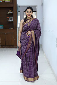 Sreelekha Chowdary Traditional stills in Saree, HD Gallery